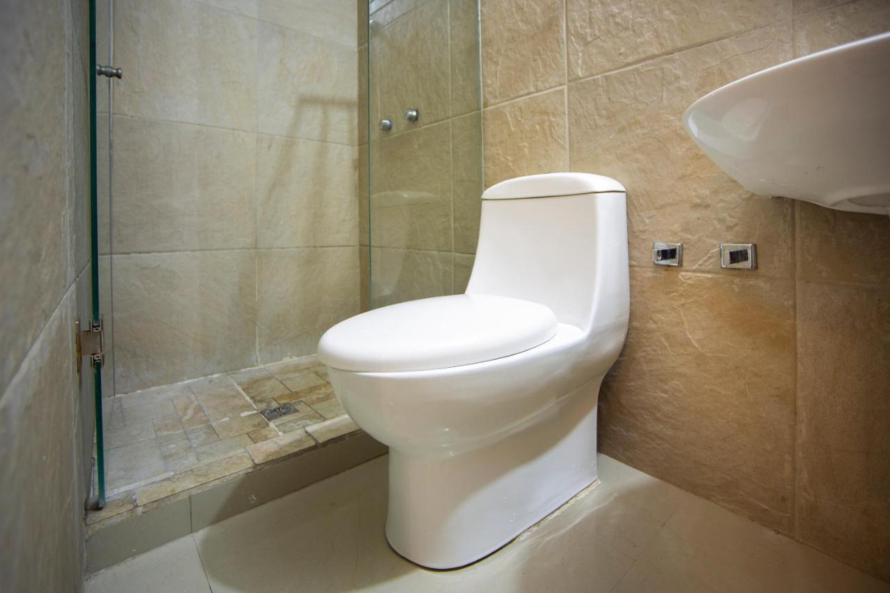 Hotel Mahu Монтеррей Екстер'єр фото