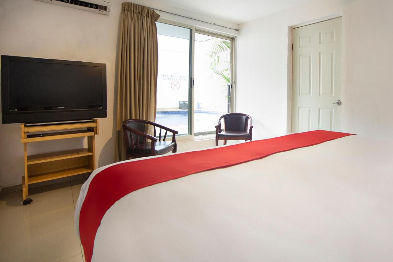 Hotel Mahu Монтеррей Екстер'єр фото